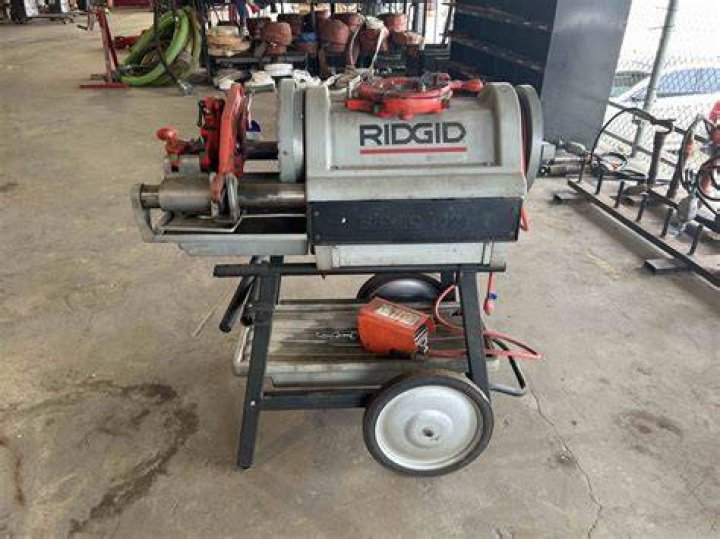 Can a Ridgid be used with a plunger?