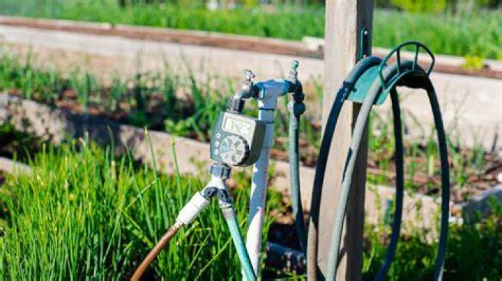 Can I put a timer on a soaker hose?