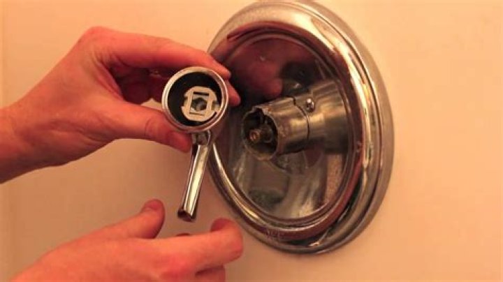 Can you change the handle on a shower valve?