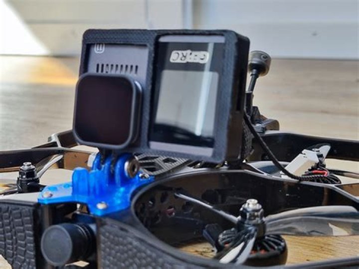 Can you mount a GoPro 9 upside down?