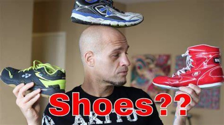 Do boxers need to wear shoes?