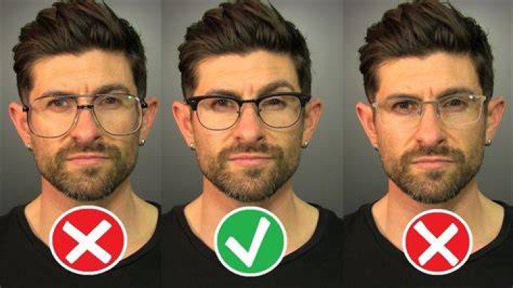 Do glasses make you attractive?