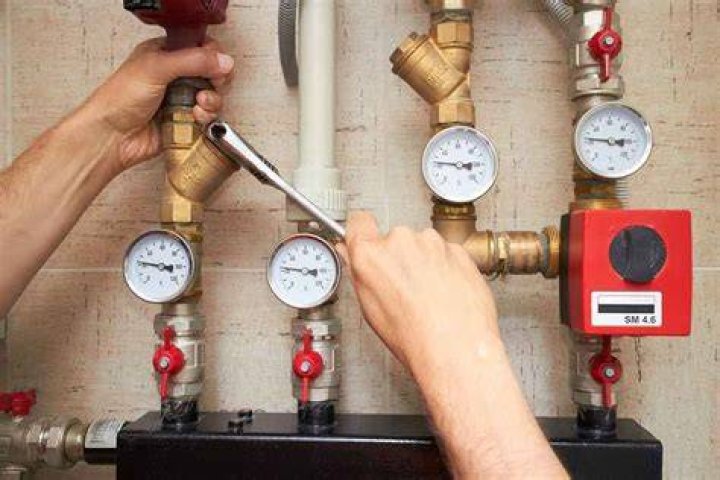 Do plumbers deal with radiators?