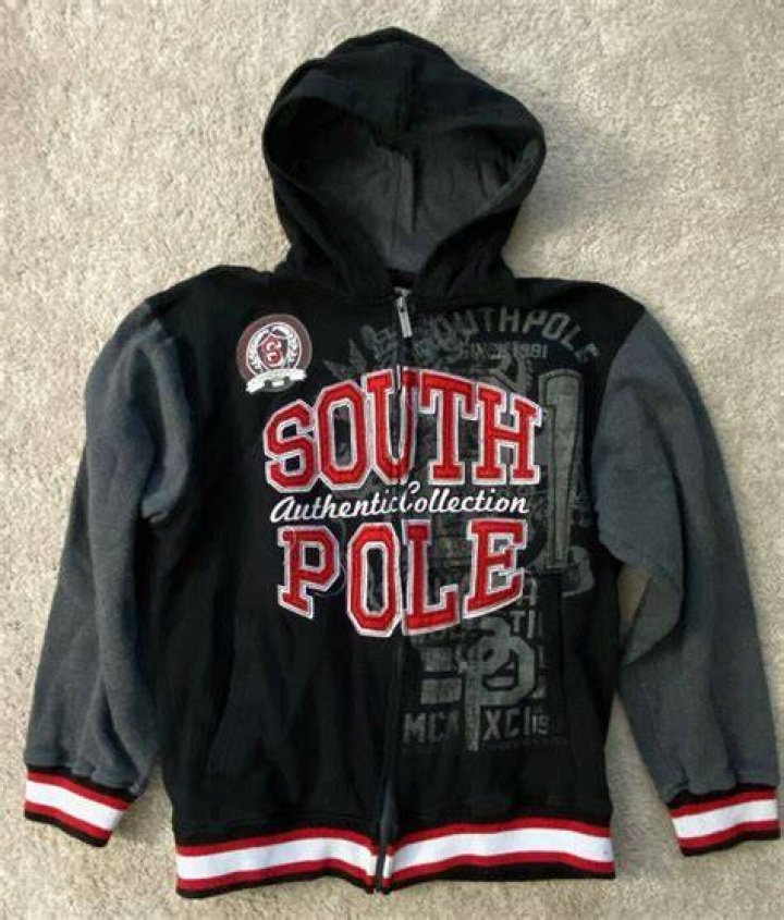 Do they still sell South Pole clothing?