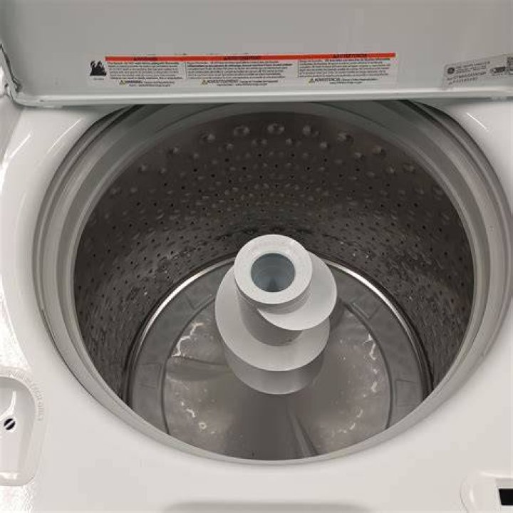 Does GE washer have agitator?