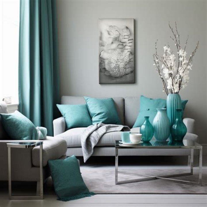 Does grey and turquoise match?