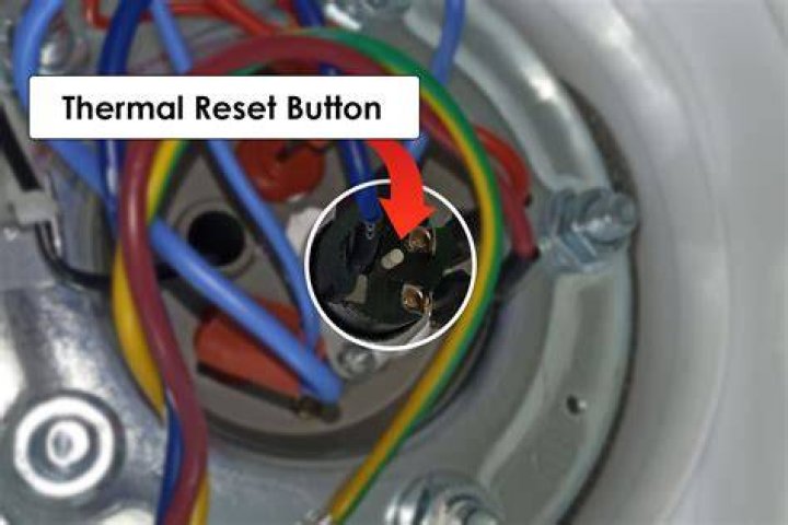 How do I reset my electric heater thermostat?