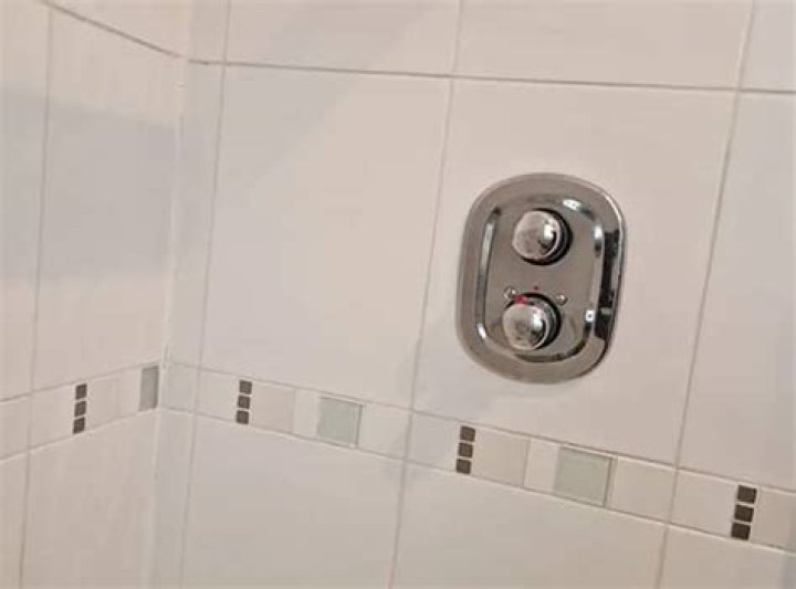 How do I stop my bristan shower from dripping?