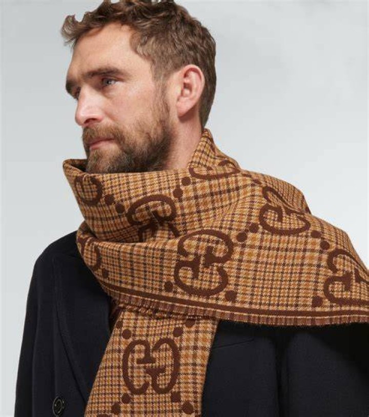 How do you clean a Gucci scarf?