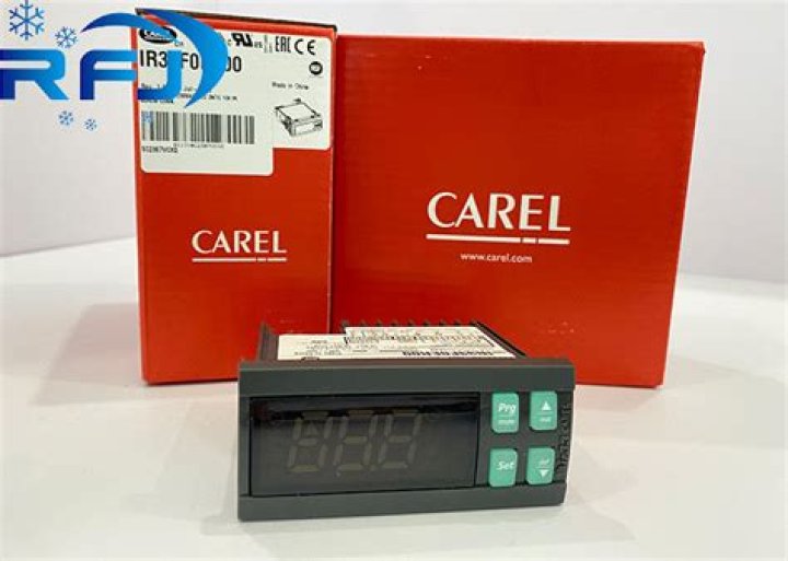 How do you set a Carel temperature controller?