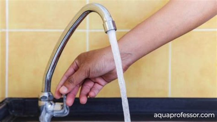 How long does it take for air to get out of water lines?
