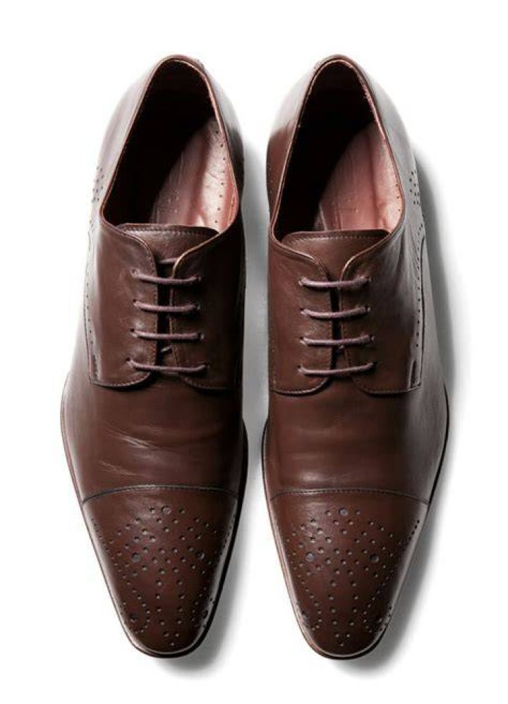 How much does a pair of mens shoes cost?
