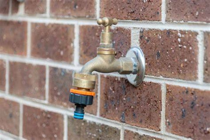 How much does it cost to replace outside spigot?