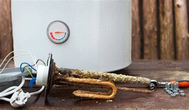 How to tell if your electric hot water heater is broken?