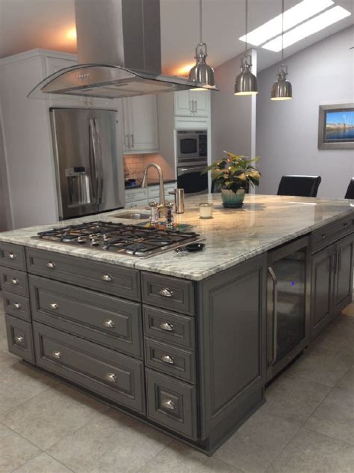 Is a cooktop in an island a good idea?