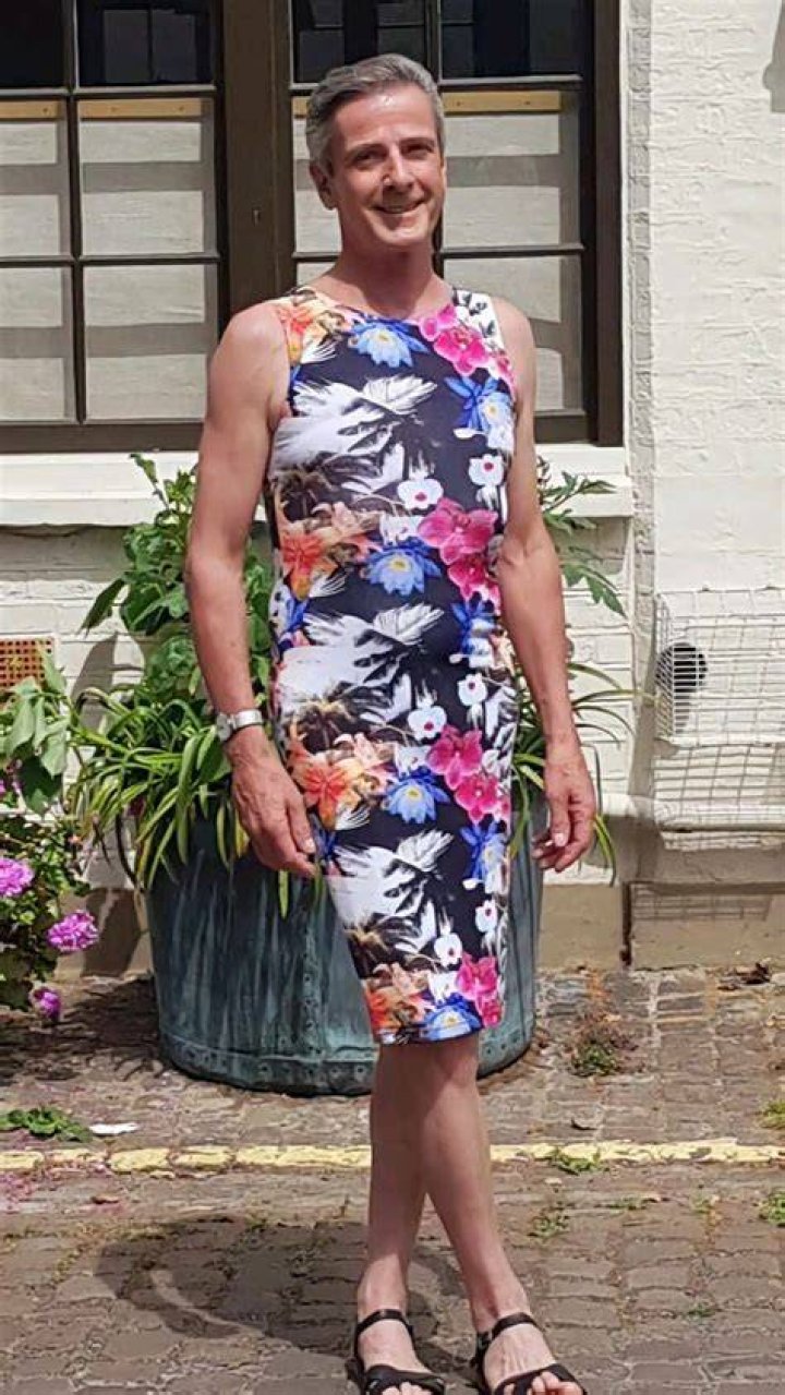 Is it normal for guys to wear dresses?