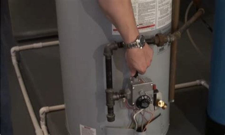 Is it okay to turn off water heater?