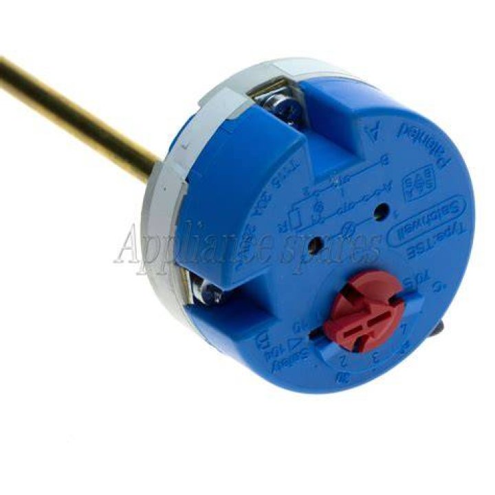 Is the kwitkot Geyser thermostat the same as the element?