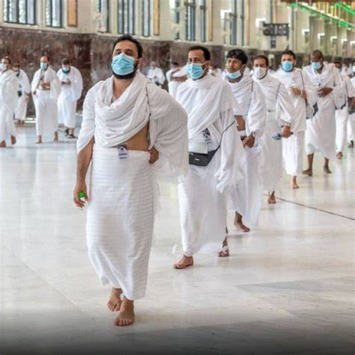 Is there a dress code for the pilgrims on Hajj?