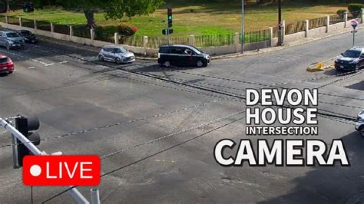Is there a live cam room in Kingston?