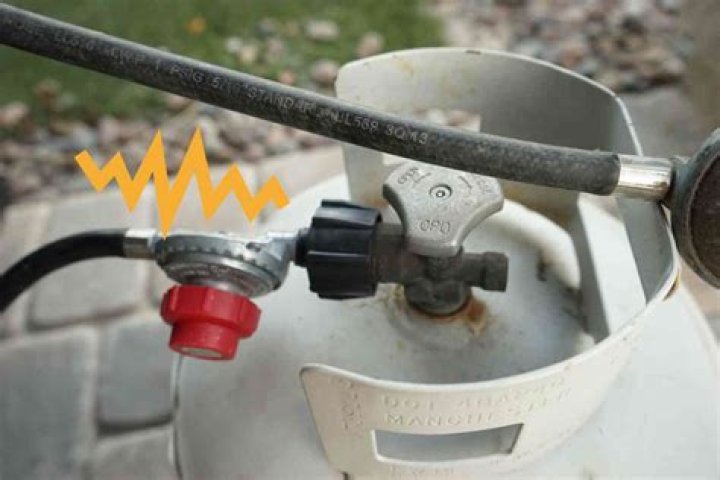 Should a propane regulator make noise?