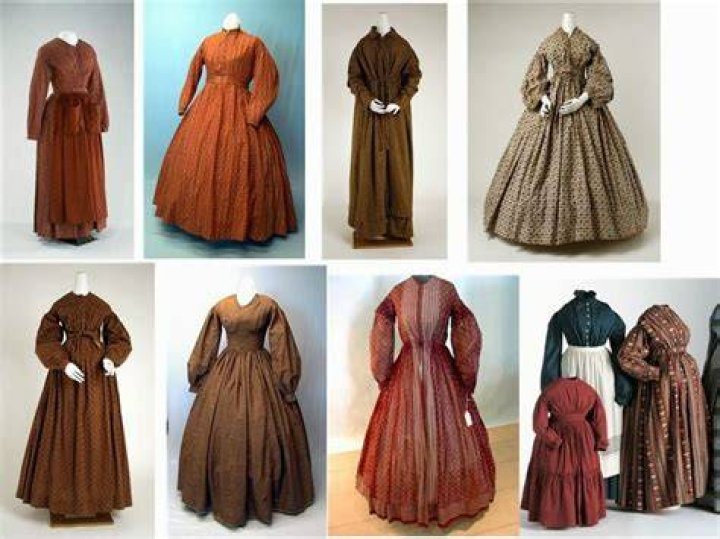 What color did poor people wear?