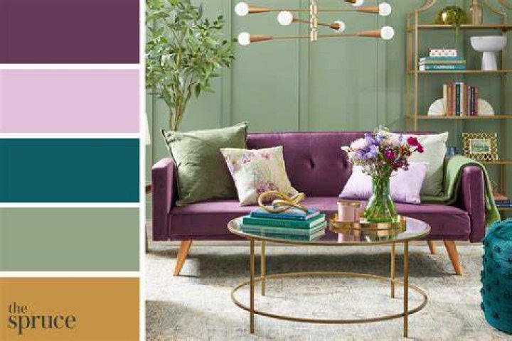 What color goes well with light purple?
