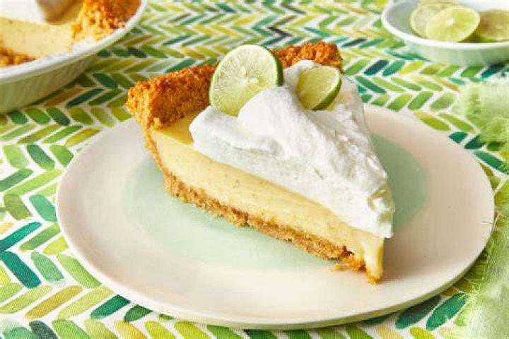 What color is Key lime pie?