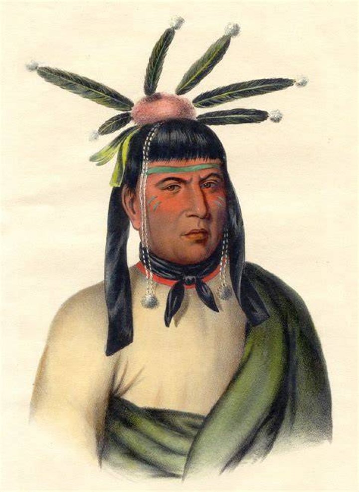 What did the Menominee people wear?