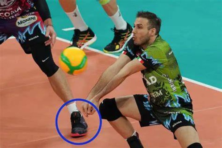 What do professional volleyball players wear?