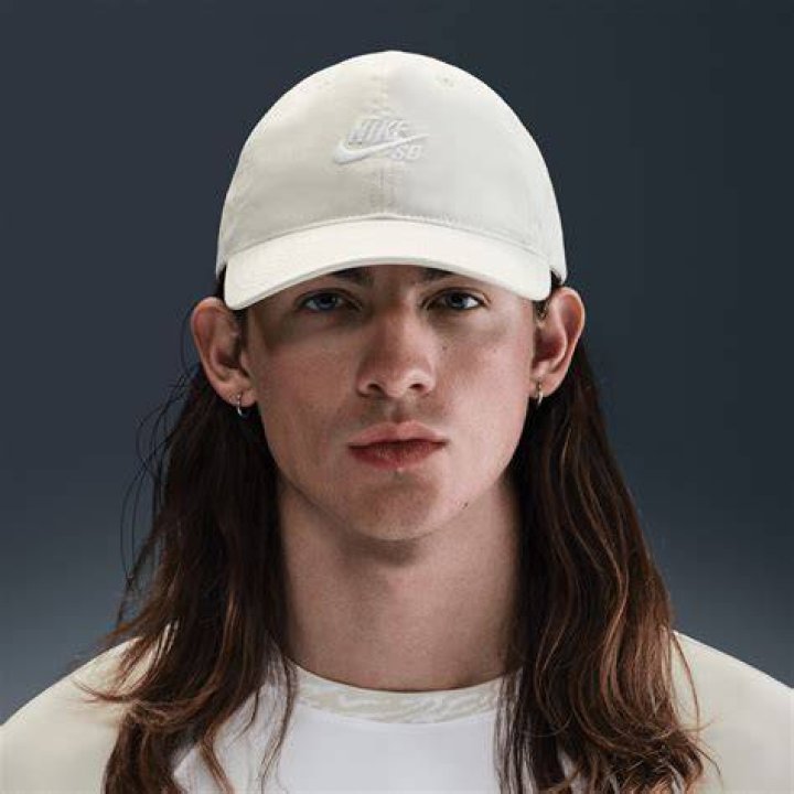 What do you need to know about Nike SB hats?