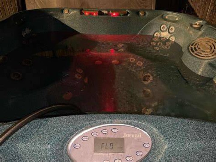 What does FLO mean on a hot tub?
