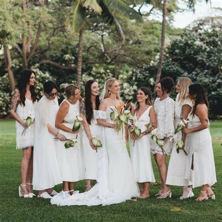 What events can you wear a white dress to?