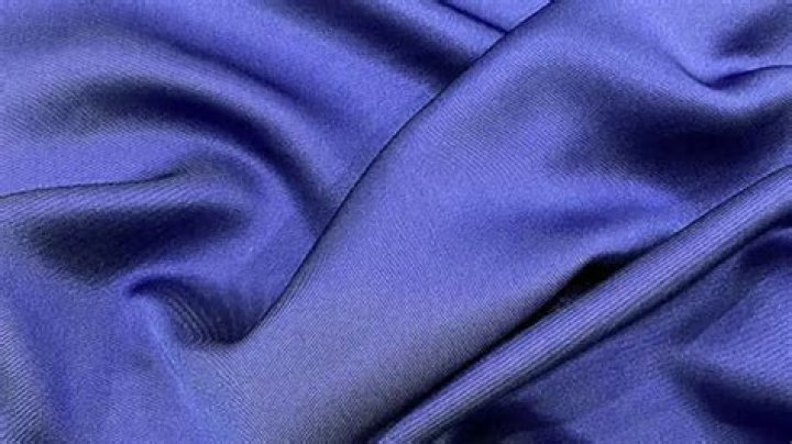 What is a twilled silk?