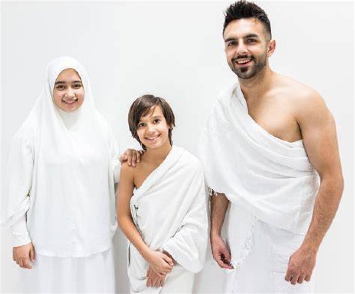What is an Ihram and why do Muslims wear them?