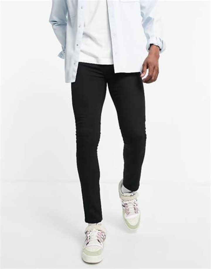 What is another name for skinny jeans?