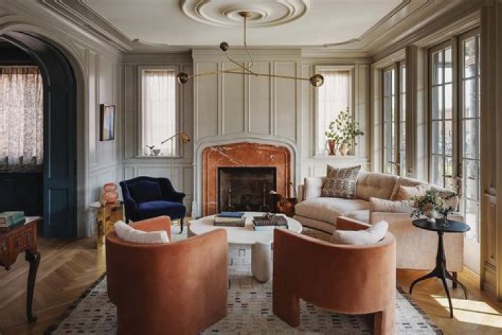 What is modern traditional style?