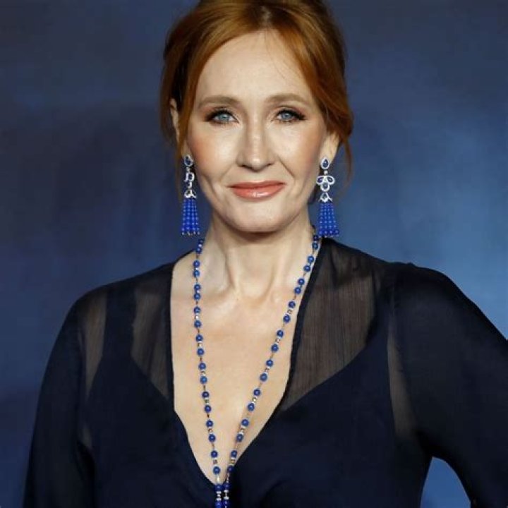 What is Rowling favorite color?