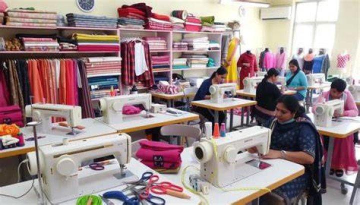What is tailoring in business?