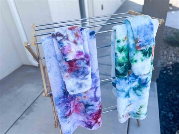 What is the best way to dye towels?