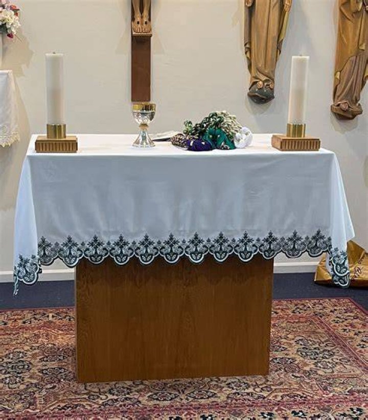 What is the cloth on an altar called?