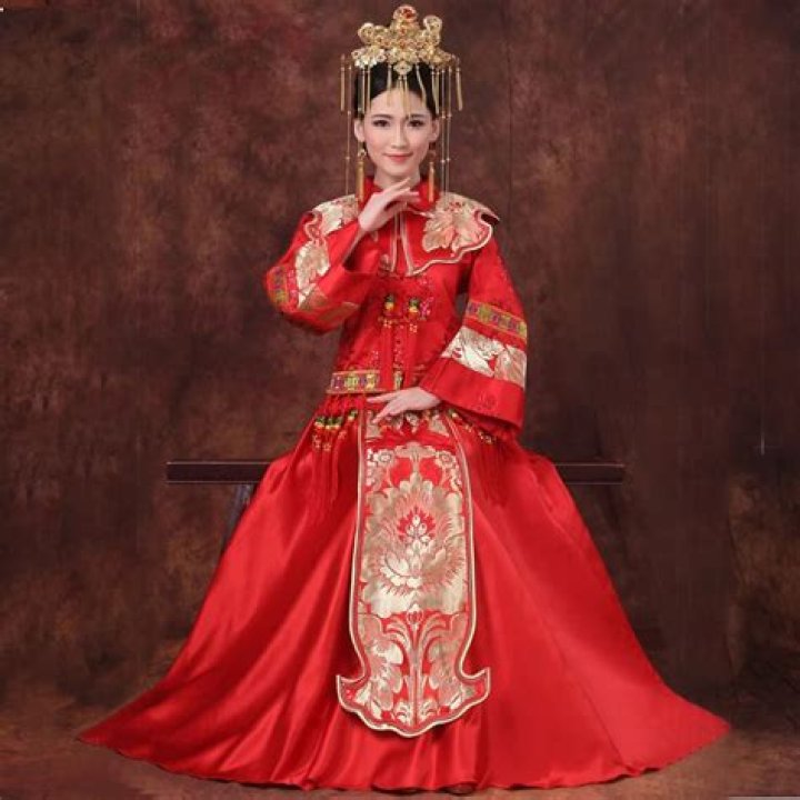 What is the name of national dress of China?