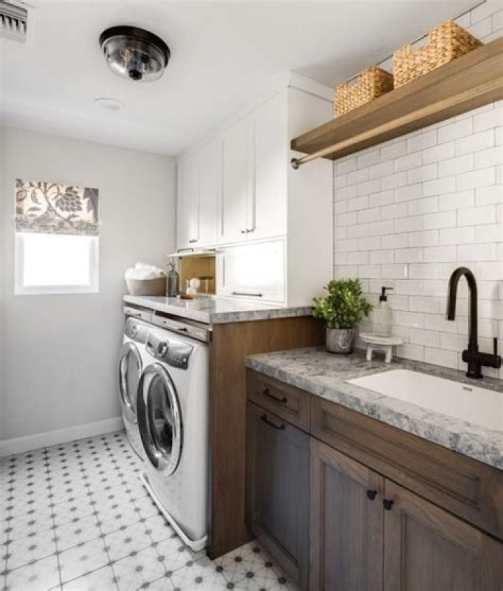 What kind of sink should I get for my laundry room?