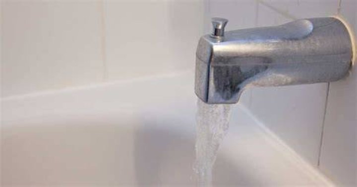 What to do if there is no hot water pressure in bathtub?