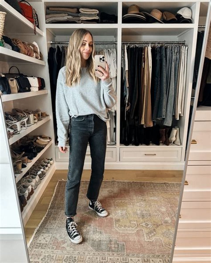 What type of jeans go with Converse?