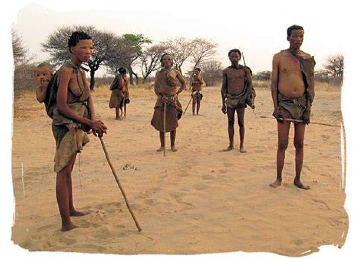 What was the Khoikhoi clothing made of?