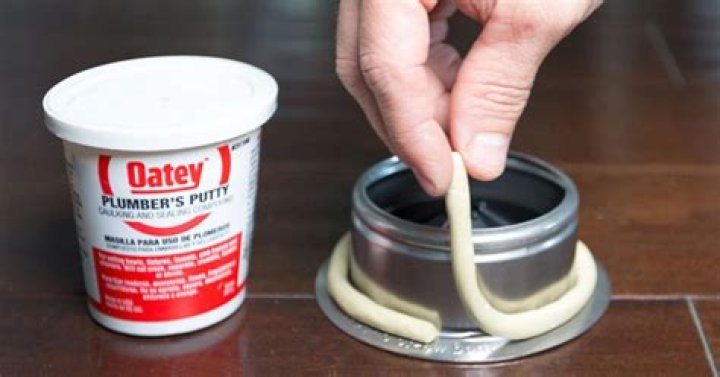 When to use plumbers tape or putty?