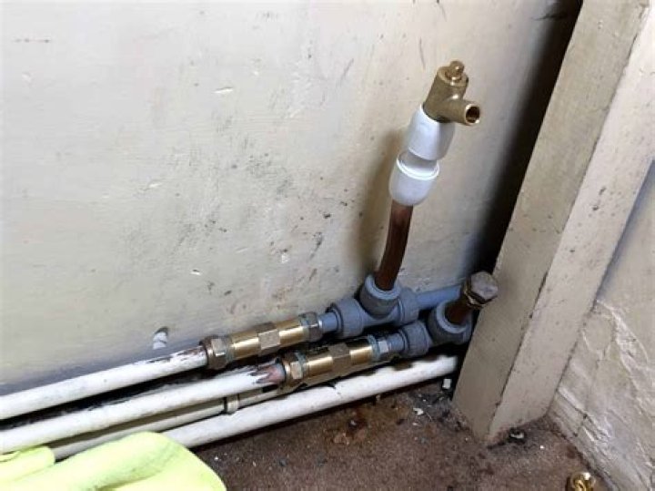 Where can I find the drain off points of the central heating system?
