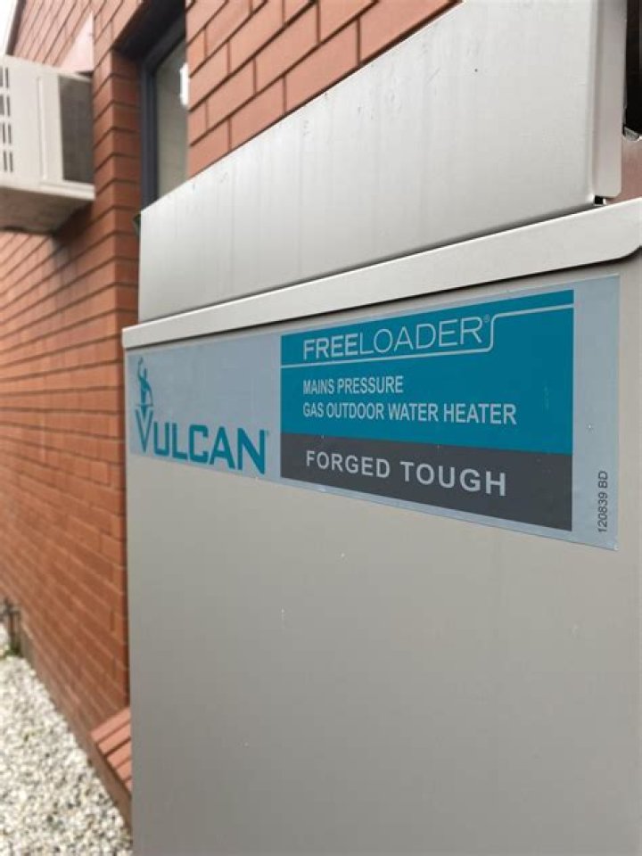 Where does water come from in a Vulcan freeloader?