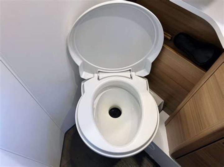 Which RV has cassette toilet?